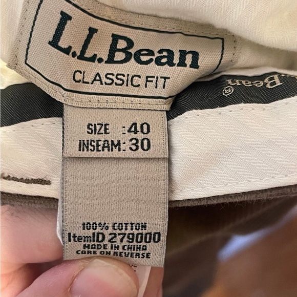 L.L. Bean Classic Fit Men's Corduroy Brown Tan Pants size 40 - Picture 2 of 4